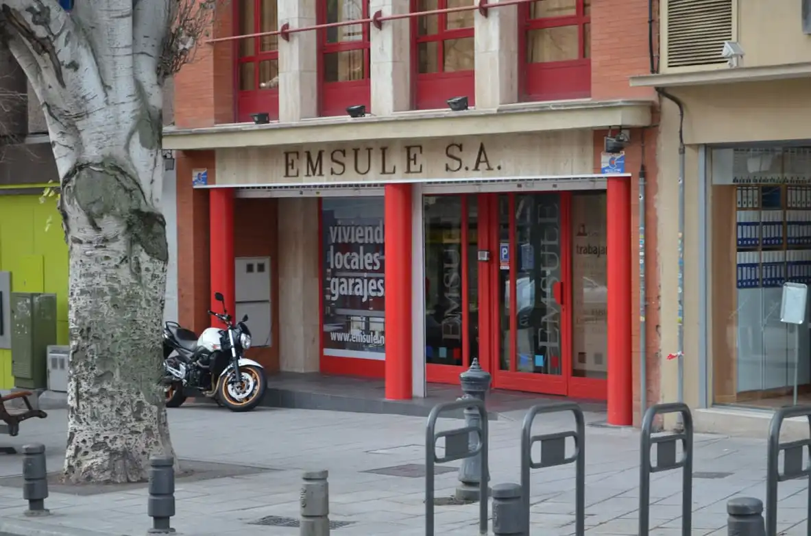El PSOE asegura que la comisión de EMSULE para esclarecer la contratación con una empresa vinculada al caso Koldo “carece de fundamento”