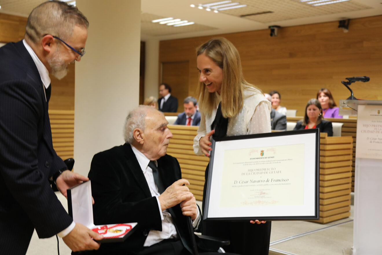 Getafe concede el título de Hijo Predilecto a César Navarro