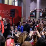 Inaugurado el Tren Mágico de la Navidad en la Línea 3 de Metro con la actuación de David Bisbal