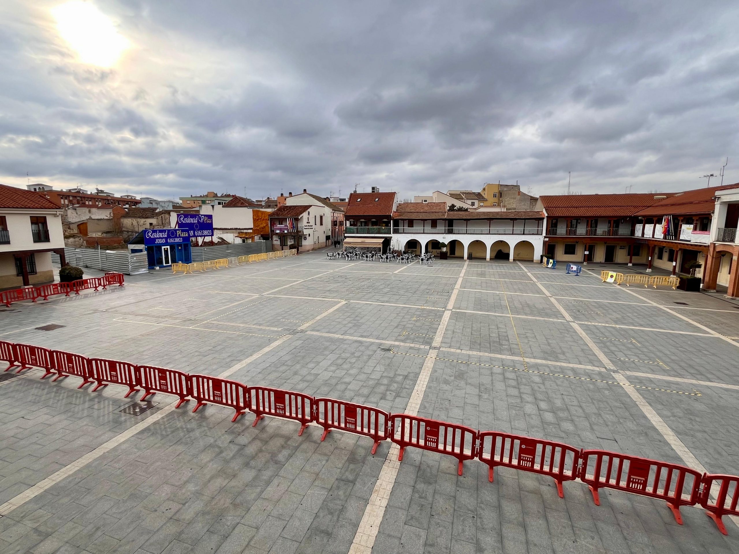 La Plaza del Ayuntamiento de Pinto se vuelve a habilitar como aparcamiento provisional para turismos durante las obras del Plan Centro