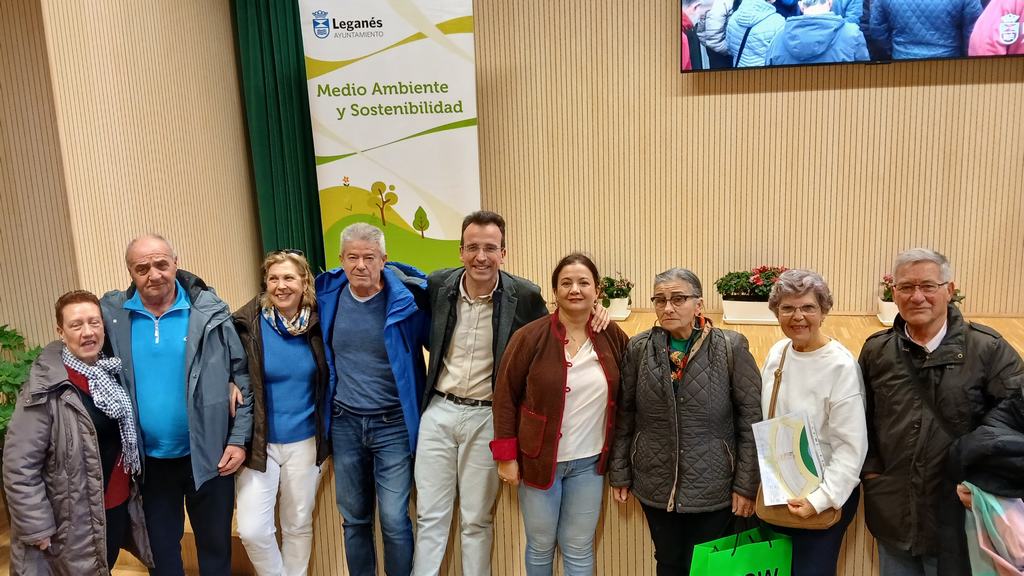 El Ayuntamiento de Leganés entrega las llaves de 65 huertos urbanos a mayores del municipio para el periodo 2026-2028