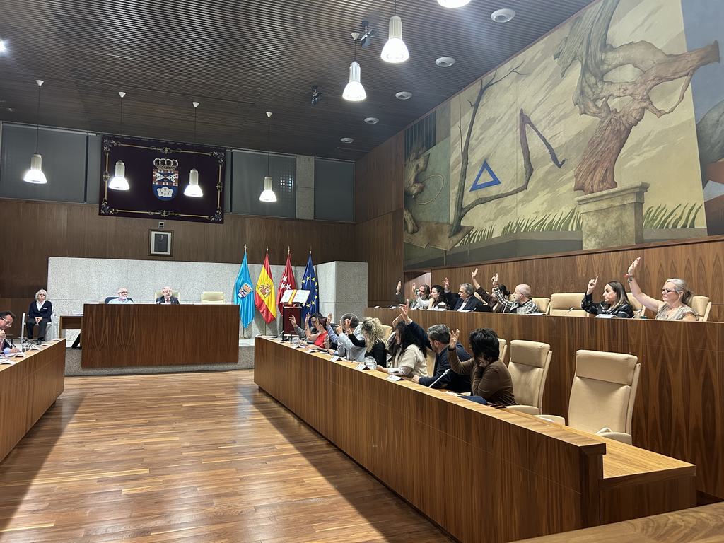 El Pleno apoya por unanimidad al Club Voleibol Leganés Femenino y solicita a la Federación que reconsidere su sanción