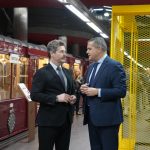 La Comunidad de Madrid presenta el Plan Cultura en Metro para acercar la música, el cine y el teatro a los usuarios del suburbano