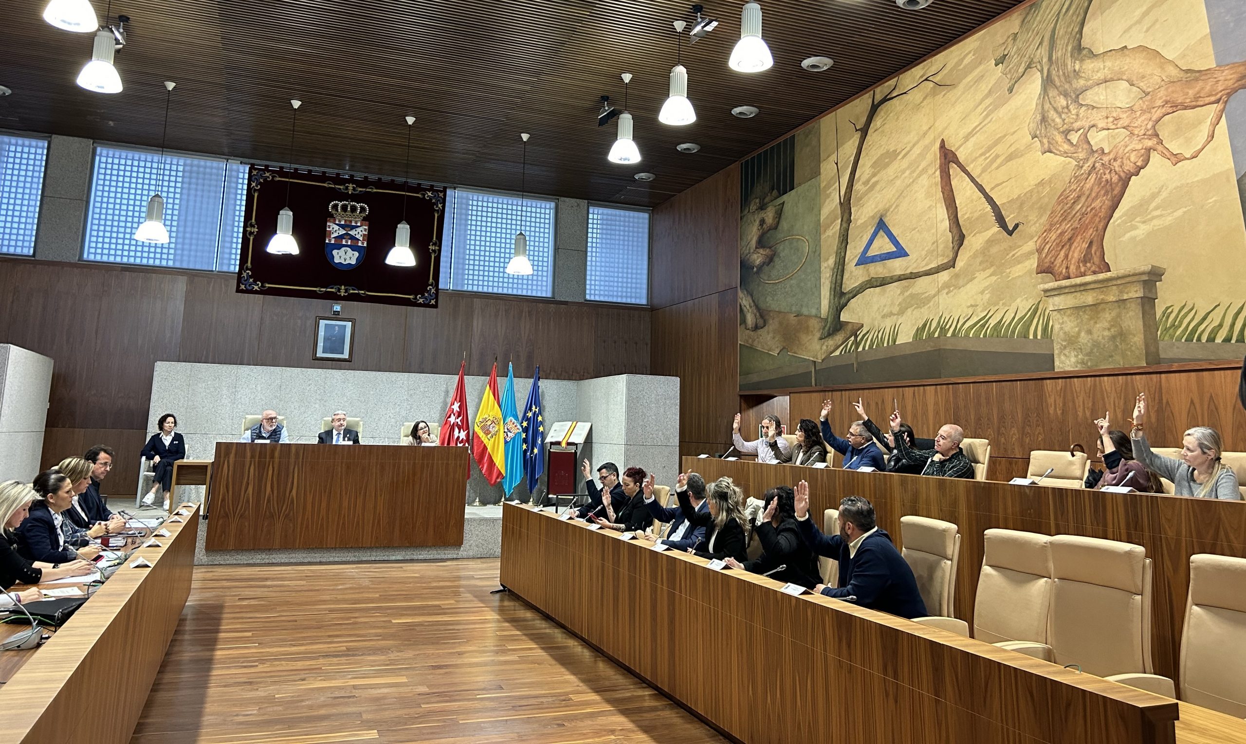 El equipo de Gobierno PP-ULEG inicia la negociación de los Presupuestos con el desplante de PSOE y VOX