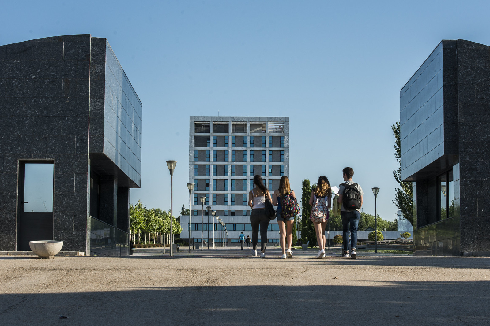 Acuerdo con la Universidad Rey Juan Carlos para que sus alumnos hagan prácticas en el Ayuntamiento de Leganés