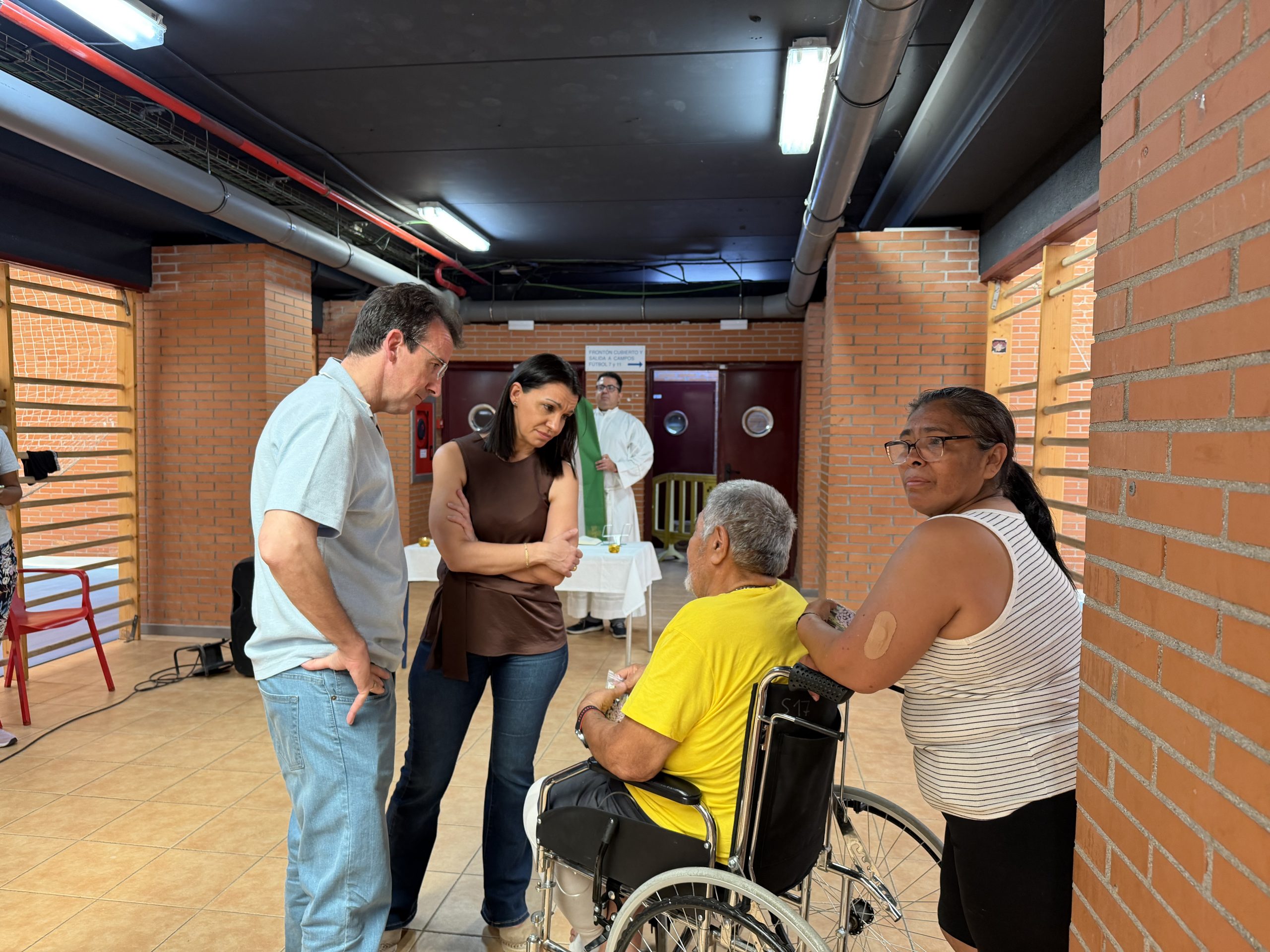 Nueva lección de solidaridad de Leganés con la acogida de 171 realojados por los incendios