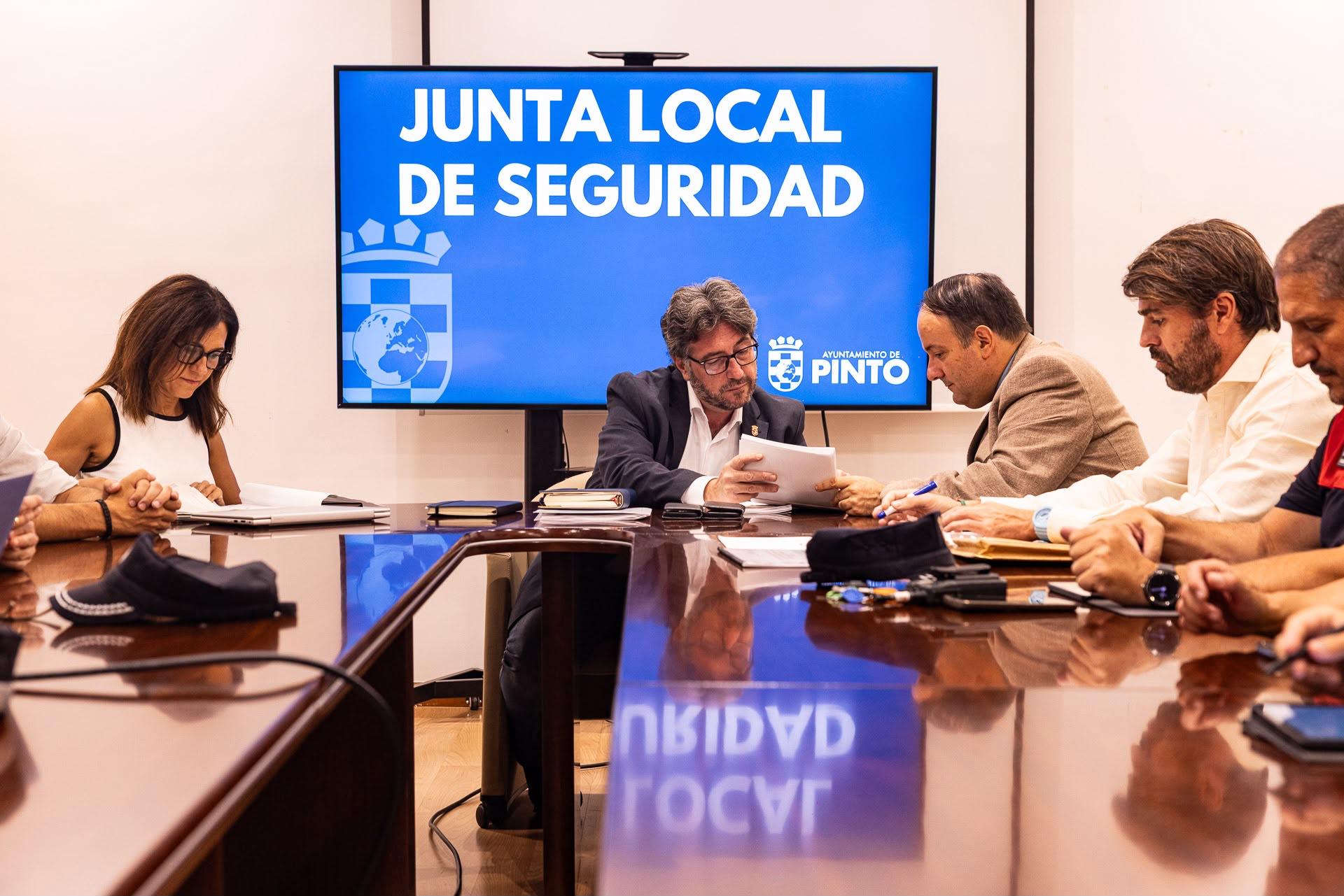 La Subdelegada del Gobierno en Madrid felicita al Ayuntamiento de Pinto por su dispositivo de seguridad en las Fiestas Patronales