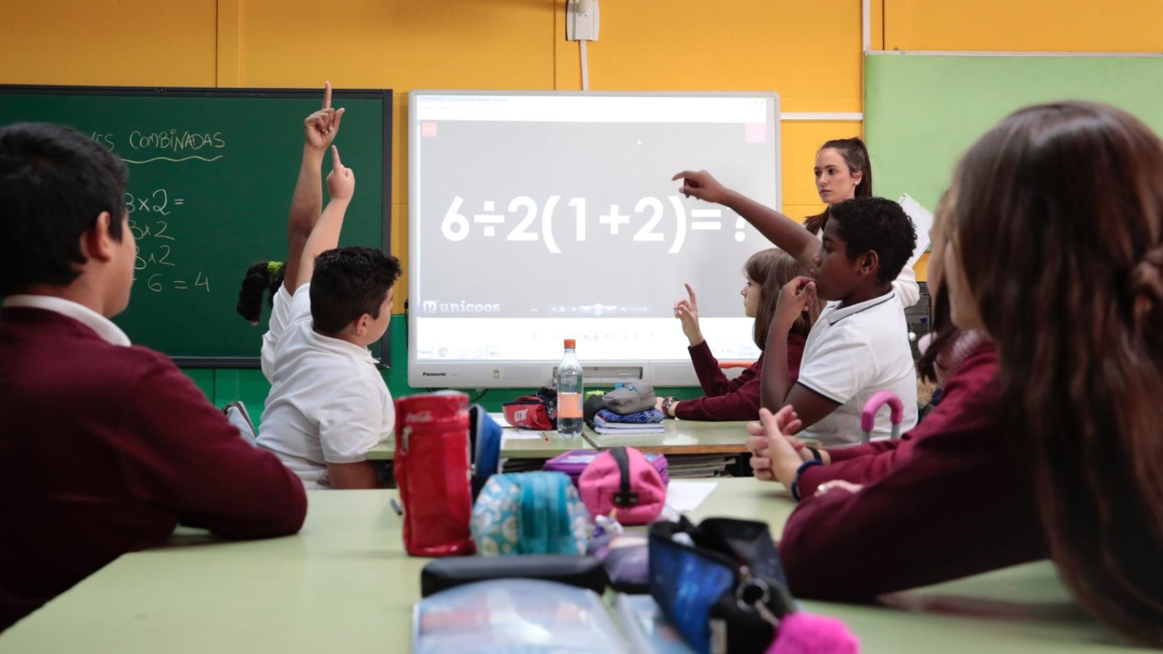 La Comunidad de Madrid incorpora este curso 1.460 auxiliares de conversación a sus más de 840 centros públicos bilingües